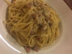 -玛格萝妮比萨屋(四平店)