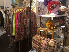 -恋物百货商店(华侨城店)