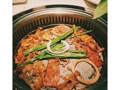 -鲜佰汇海鲜烤肉自助餐厅(银座商城泰安店)