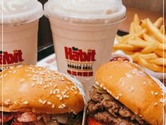 -The Habit Burger Grill 哈比特汉堡(世博店)