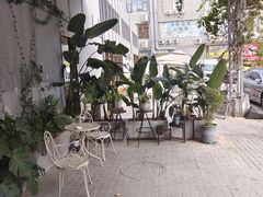 -兔子民宿(深圳横岗四联地铁站店)