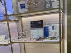 -世纪大明眼镜·林德伯格·蔡司官方授权店(武昌旗舰店)