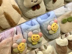 -hotwind热风(中贸广场店)