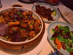-八府香鸭·啫啫煲(华山路店)