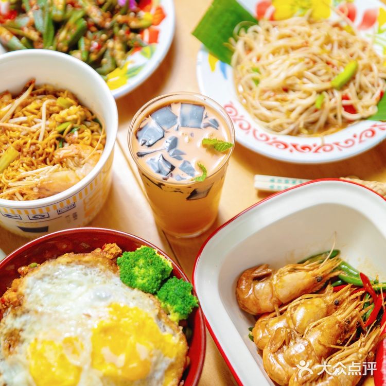 泰式茶餐厅天花板泰食谷仓终于来重庆了 