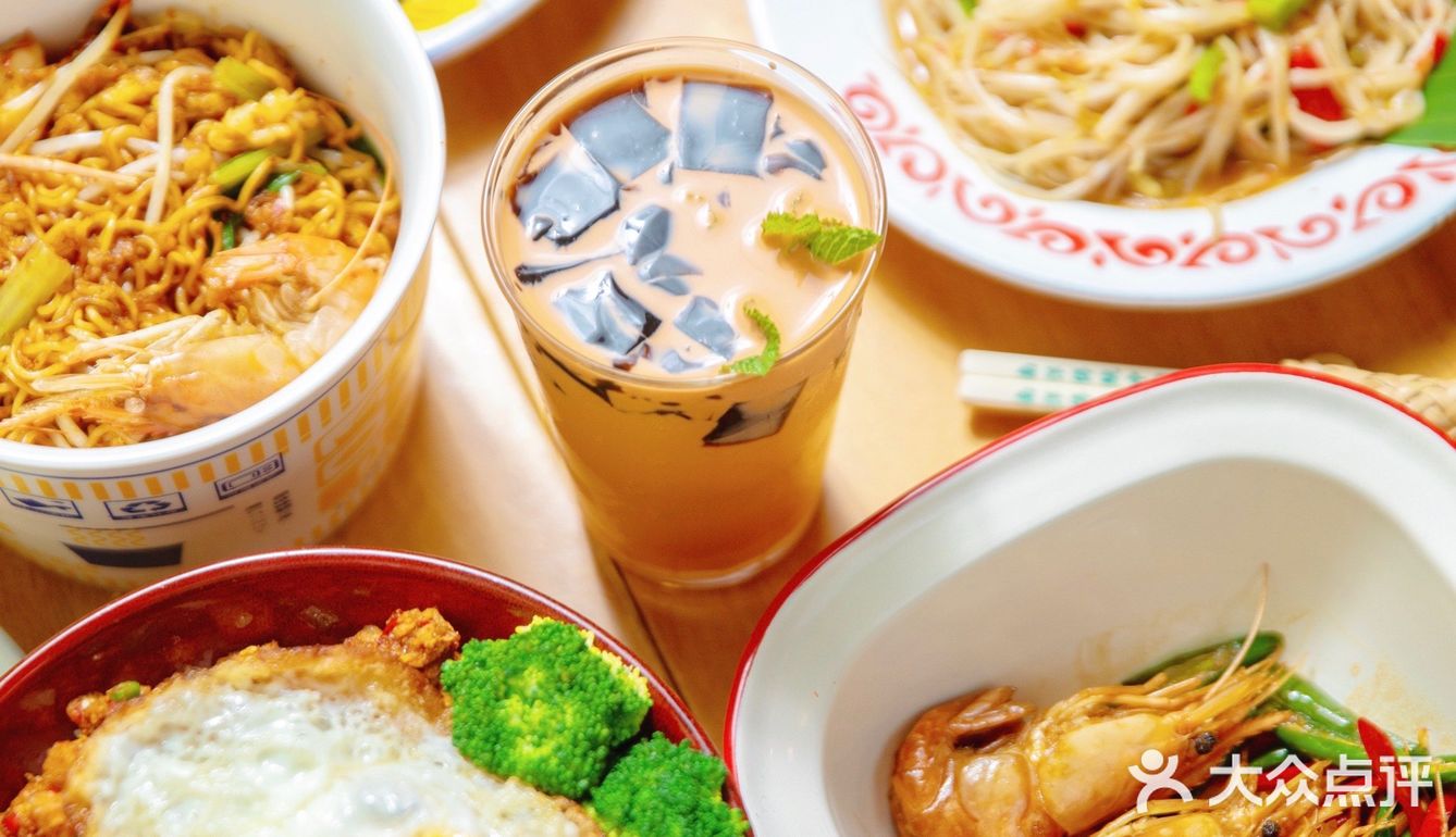 泰式茶餐厅天花板泰食谷仓终于来重庆了 
