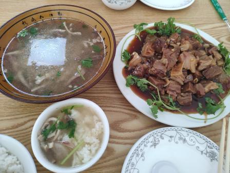 牛一碗(星光街店)-"在抖音上面推荐看到的我们俩迫不及待的就开.