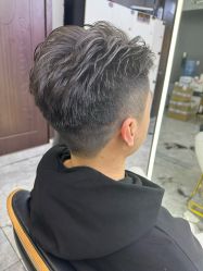 -藤野造型烫发染发