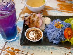 -蝶豆花蓝面条