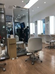 -简法造型·品牌形象店