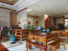 大堂-石磨房养生豆浆鱼•野生菌火锅(红河云岭·盛世佳园店)