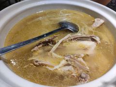 -房县土本味土鸡汤特色餐厅(沌口店)