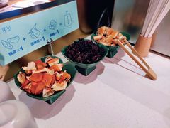 -蜜桃餐厅·伴山(湖滨商业街店)