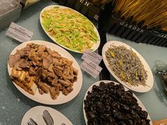 -唐拉雅秀酒店-西锦汇空中BBQ·思创餐厅