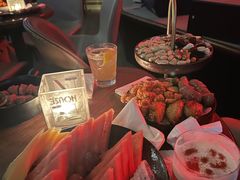 -TZ House音乐现场(来福士中心店)
