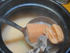 -莲餐厅·湖北菜·潜江小龙虾店(愚园路店)