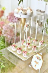 -花轿喜屋婚礼策划