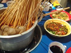 -马路边边麻辣烫联盟路店