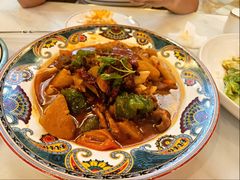 新疆大盘鸡-燕兰楼·清真西北融合菜(亚运村店)