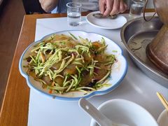 -一口猪海鲜浑锅·东北家常菜