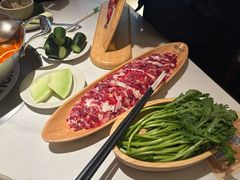 -左庭右院鲜牛肉火锅(金山万达店)