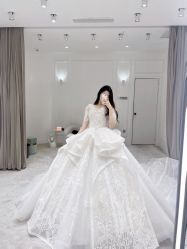 -Renee芮亦婚纱