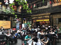 大堂-蔼若春.传承三十年云南菜(金碧公园店)