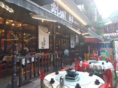-刘姐啤酒鱼民族演艺餐厅(西街总店)