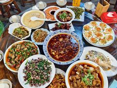 -聚八方土菜馆(余松路店)