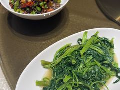 -楚山晓·湖北菜(武汉光谷K11店)