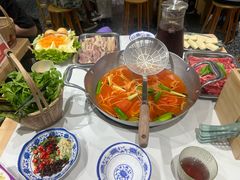 -王奋斗贵州酸汤牛肉火锅