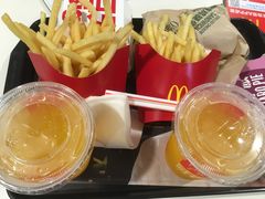 -麦当劳(东方时代广场分店)
