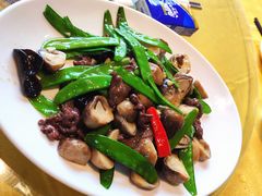 鲜菇兰豆炒牛肉-大笑饭堂(甲子桥店)