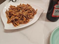 -嗨辣小聚·盘锦河蟹·海鲜烧烤龙虾(盘锦十年好店)