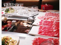 -海底捞火锅鲜切牛肉主题店(长寿路店)