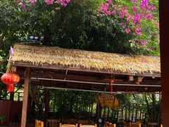 -高荡千年布依古寨旅游景区