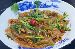 Pork and Vermicelli with Coriander