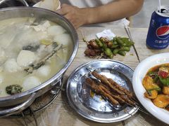 -江城燕子大排档(江汉路步行街店)