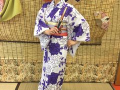 -东京都浅草樱花和服租赁店