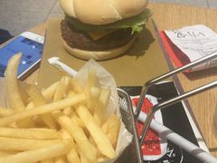 -麦当劳(新王府井店)
