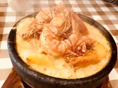 -新大咀港式茶餐厅(宝山万达店)