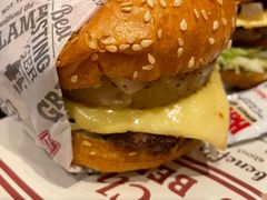 -The Habit Burger Grill 哈比特汉堡(爱琴海店)