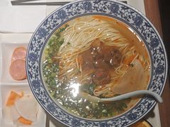 -味一楼兰州拉面(机场一店)