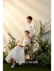 -雪中彩影婚纱摄影·微光艺术中心