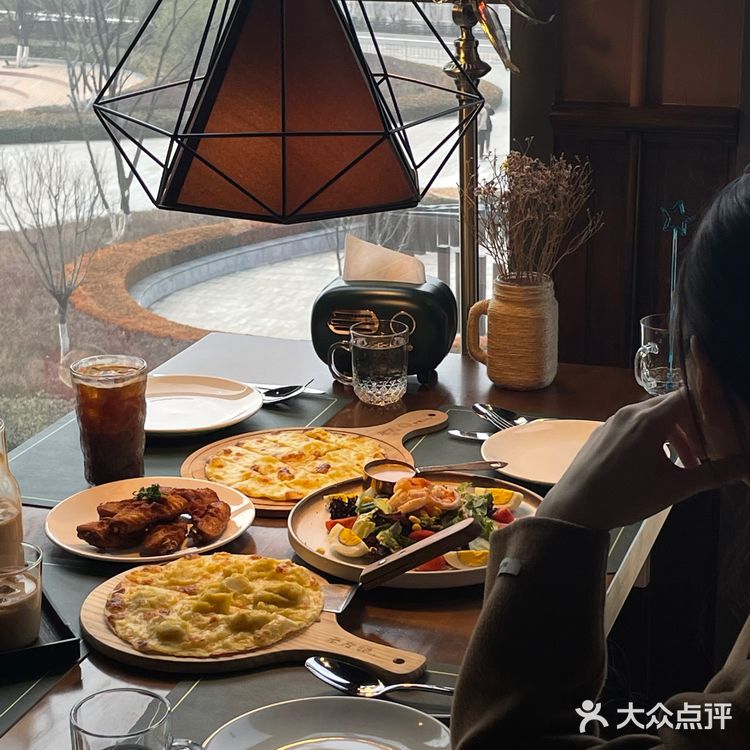 全太原！谁还不知道【老友记】！ 这家开了九年的餐厅