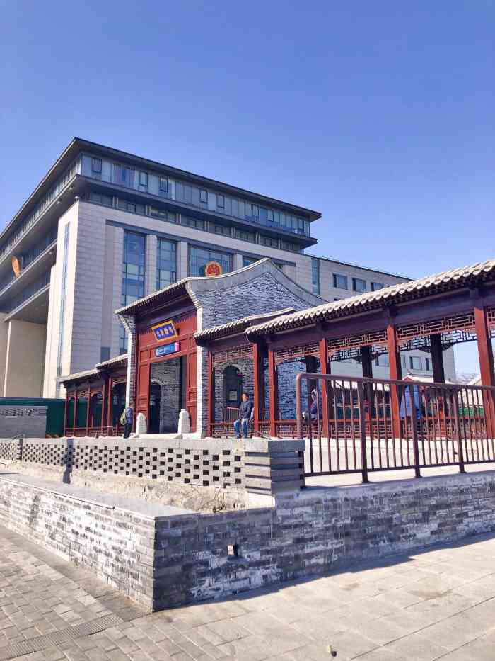 因为我在簋街上班北新桥地铁站就成了我的必坐地铁北新桥地铁站犹如