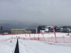 -鳌山滑雪度假区