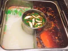 -洪焱重庆老火锅(万福花园店)