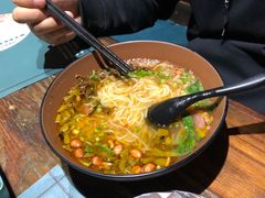 -八月美食小馆(银泰城总店)