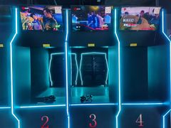 -世代星球·保龄球·镭战真人CS·团建(杨浦店)